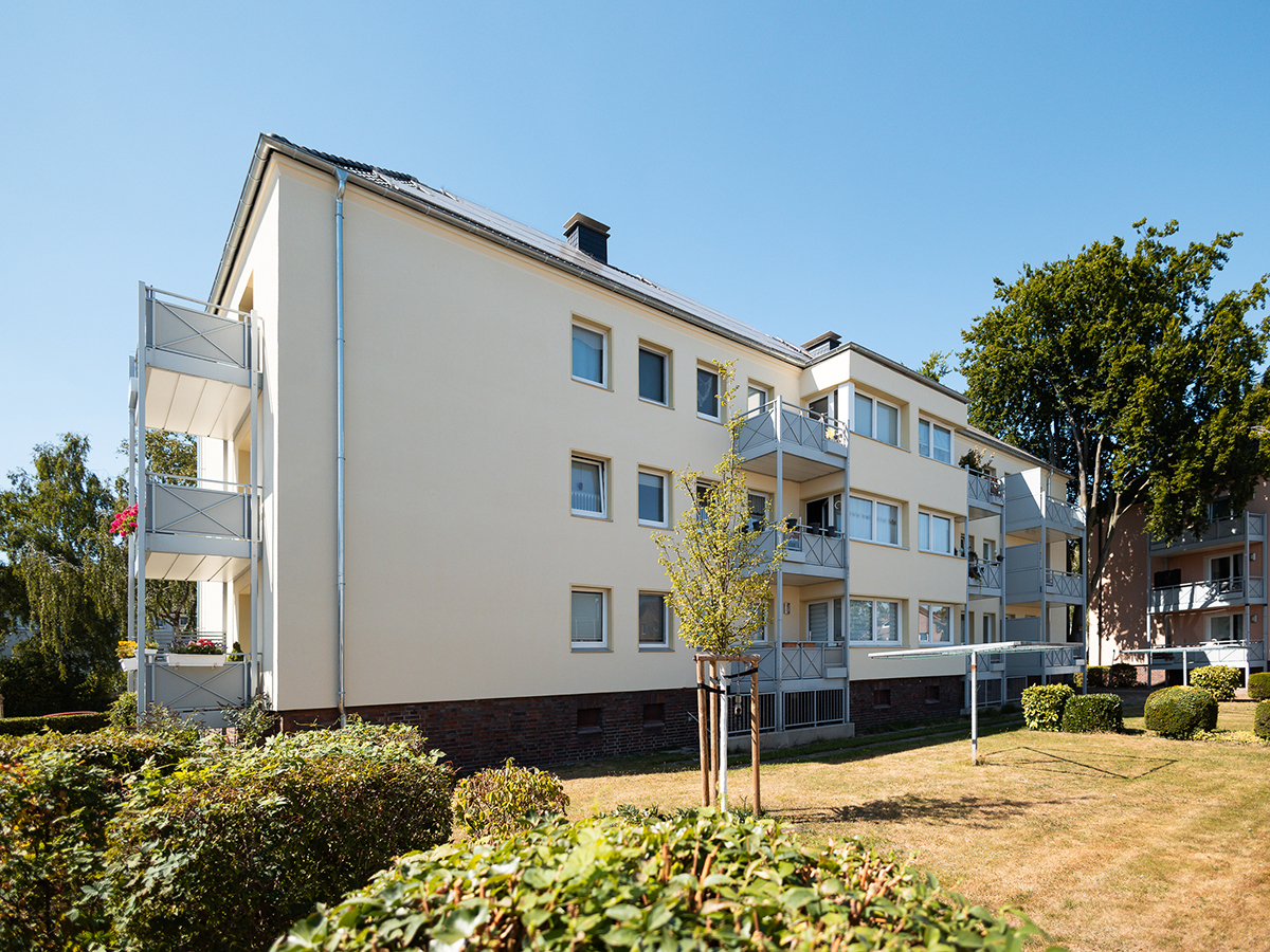 Modernisiertes Wohngebäude in der Ernst-Becker-Straße