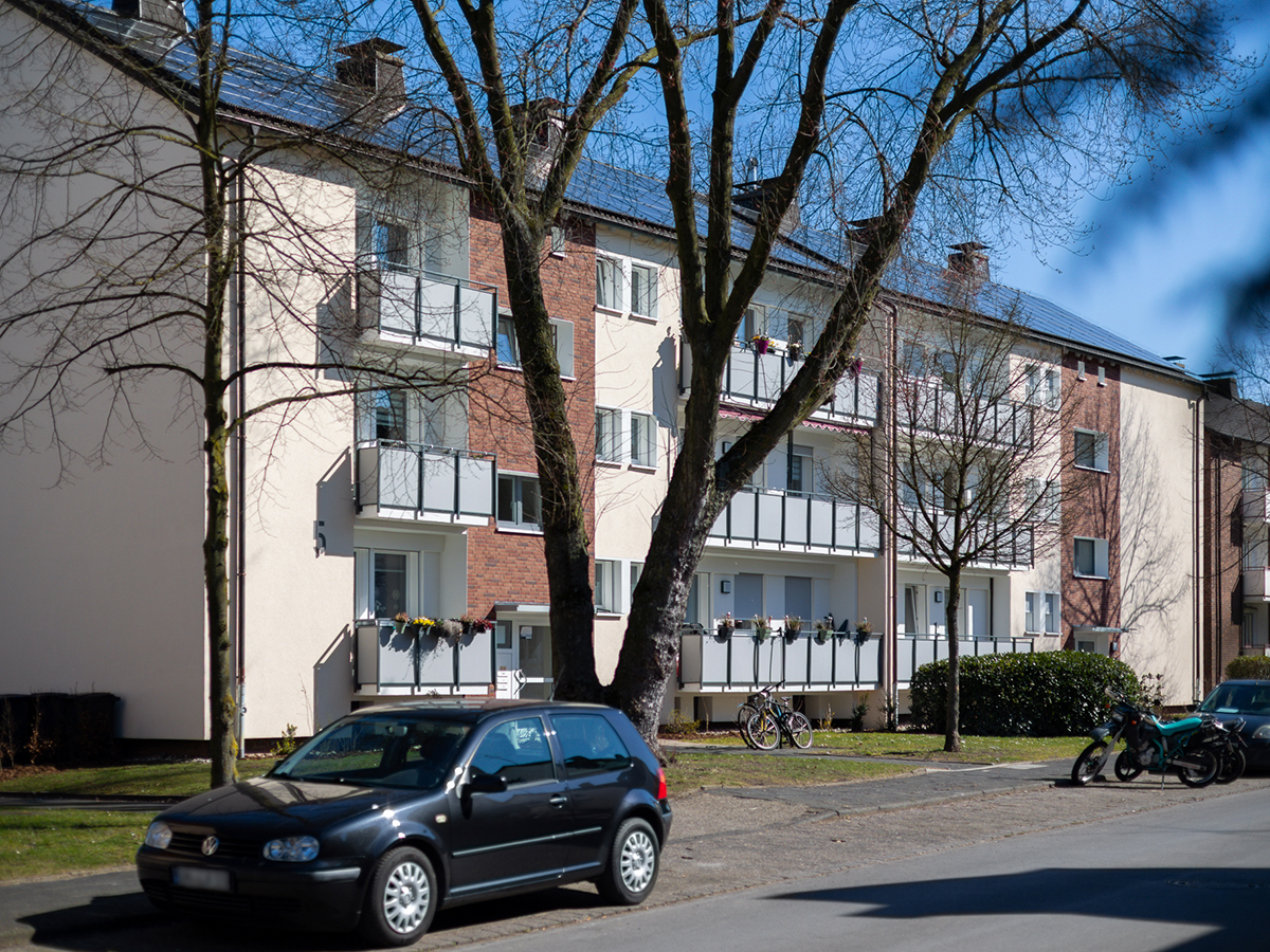 Modernisiertes Wohngebäude in der Von-Born-Straße
