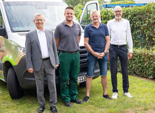 Gruppenfoto: Heinrich Moch, Hendrik Kleinbecker und Dr. Felix Prinz bei der Verabschiedung von Kurt Veit