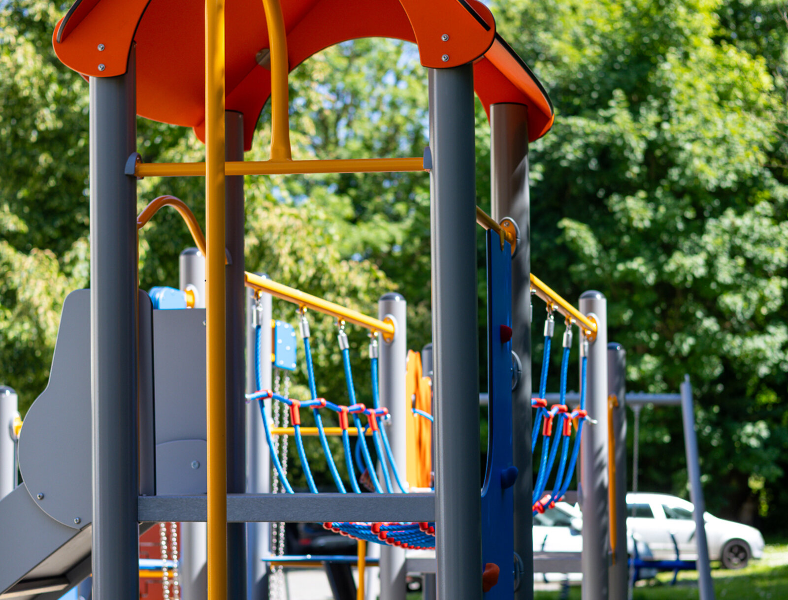 Modernisierter Spielplatz in der Weimarer Straße