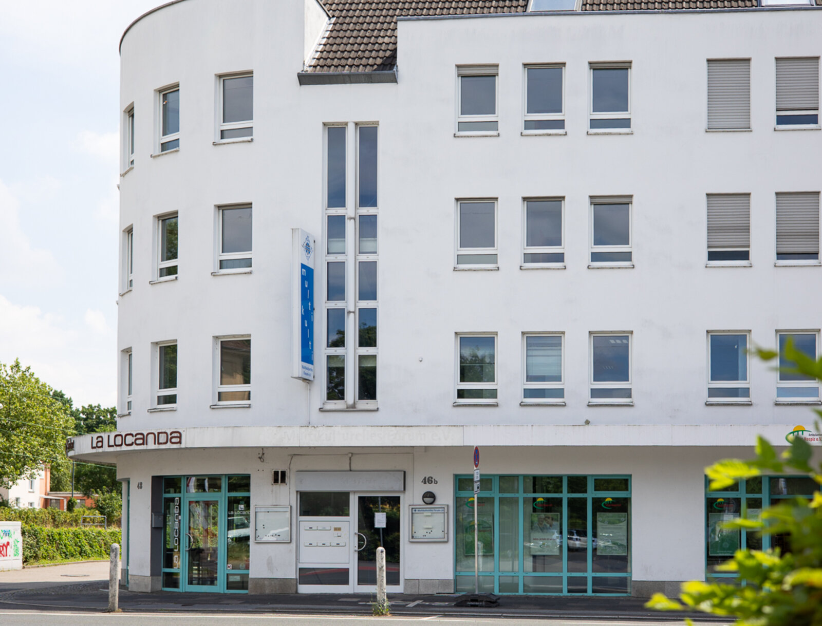 Wohn- und Geschäftshaus an der Münsterstraße 46 B in Lünen mit Gewerbeflächen im Erdgeschoss.