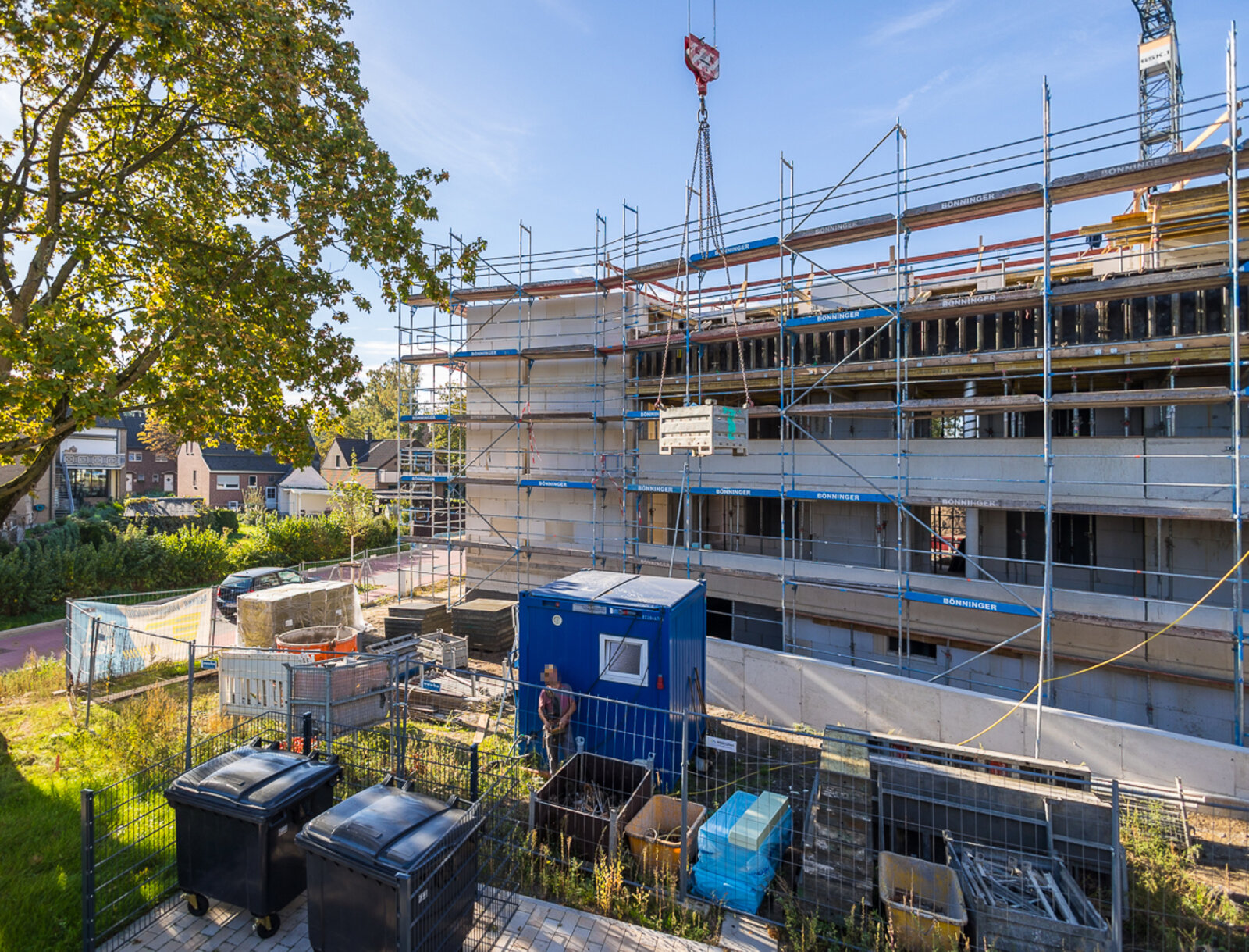 Bauarbeiten am mehrgeschossigen Neubau am Herbert-Eppen-Weg.